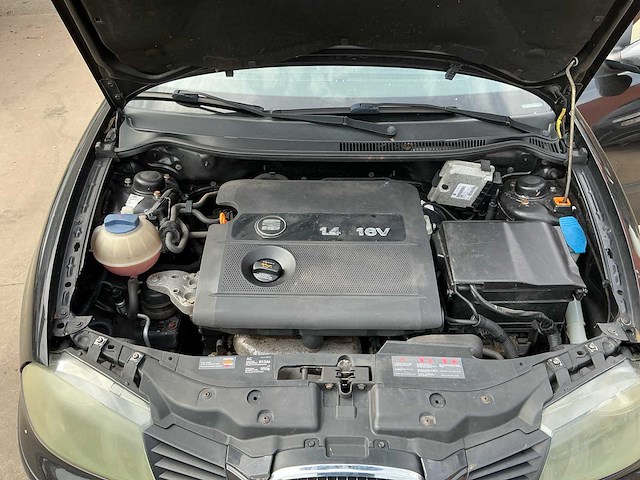 2003 seat ibiza personenauto - afbeelding 9 van  24