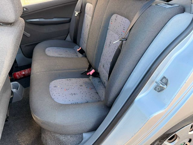 2003 skoda fabia personenauto - afbeelding 2 van  16