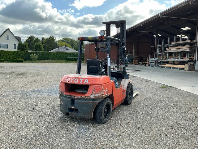 2003 toyota 02-7fd35 vorkheftruck - afbeelding 2 van  15