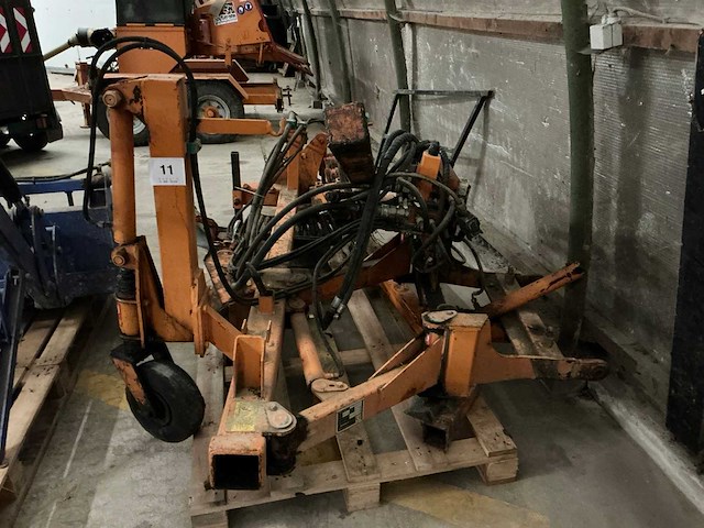 2003 vandaele okb onkruidborstel - afbeelding 9 van  11