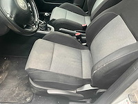 2003 volkswagen golf - afbeelding 7 van  32