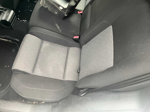 2003 volkswagen golf - afbeelding 9 van  32