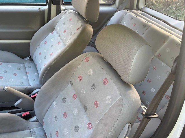 2003 volkswagen lupo personenauto - afbeelding 9 van  12