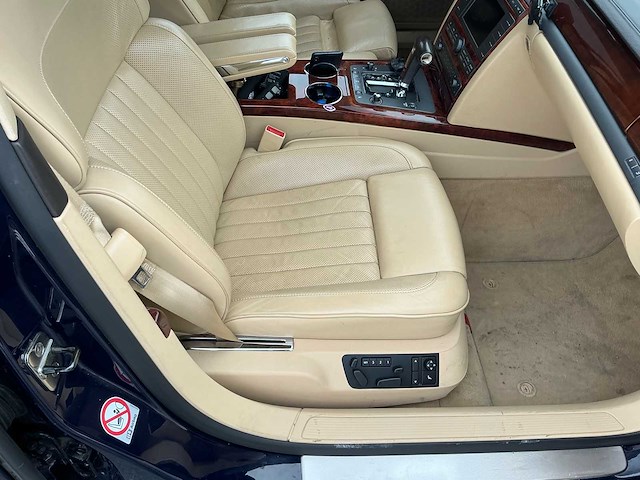 2003 volkswagen phaeton 3l v6 lpg berline personenauto - afbeelding 31 van  62