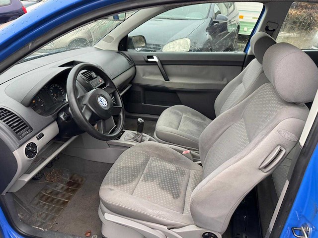 2003 volkswagen polo benzine - afbeelding 4 van  17