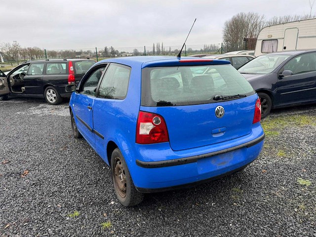 2003 volkswagen polo benzine - afbeelding 12 van  15