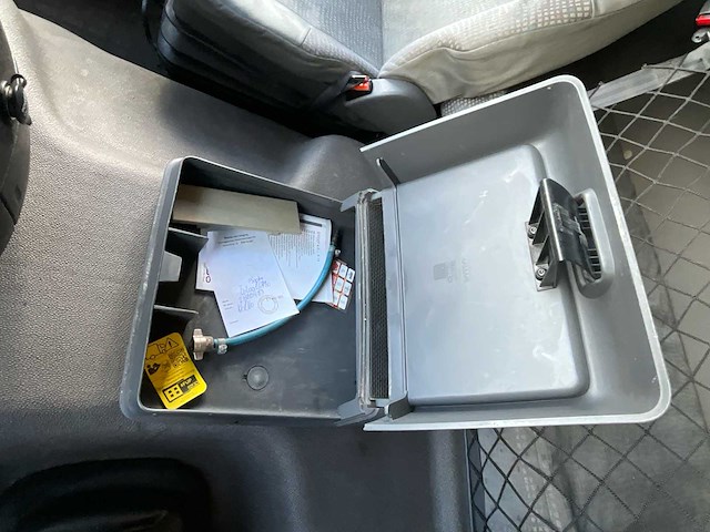 2003 volvo fm/fh 4x2 6.7 vrachtwagen - afbeelding 17 van  104