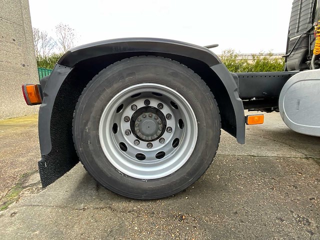 2003 volvo fm/fh 4x2 6.7 vrachtwagen - afbeelding 40 van  104