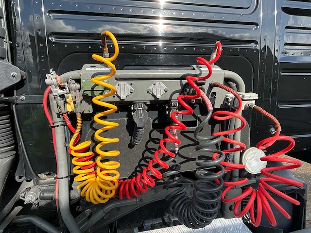 2003 volvo fm/fh 4x2 6.7 vrachtwagen - afbeelding 45 van  104