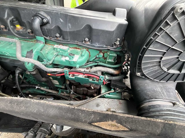 2003 volvo fm/fh 4x2 6.7 vrachtwagen - afbeelding 87 van  104