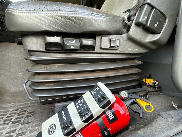 2003 volvo fm/fh 4x2 6.7 vrachtwagen - afbeelding 31 van  56