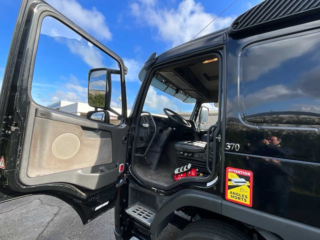 2003 volvo fm/fh 4x2 6.7 vrachtwagen - afbeelding 26 van  56