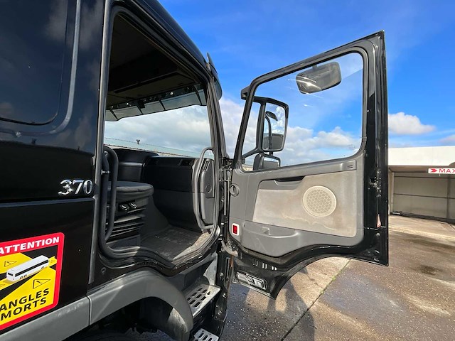 2003 volvo fm/fh 4x2 6.7 vrachtwagen - afbeelding 55 van  56