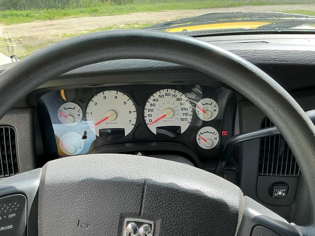 2004 - dodge - ram 1500 "rumble bee" - hu16 - car - afbeelding 10 van  44