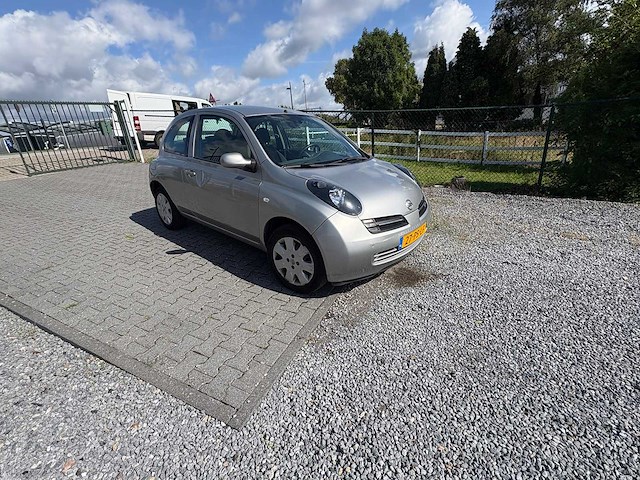 2004 - nissan - micra - 1.2 e-vision - car - afbeelding 16 van  19