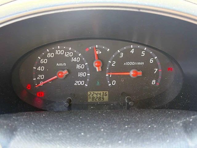 2004 - nissan - micra - 1.2 e-vision - car - afbeelding 8 van  19
