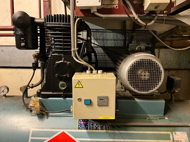2004 airpress k500-1000 luchtcompressor - afbeelding 2 van  8
