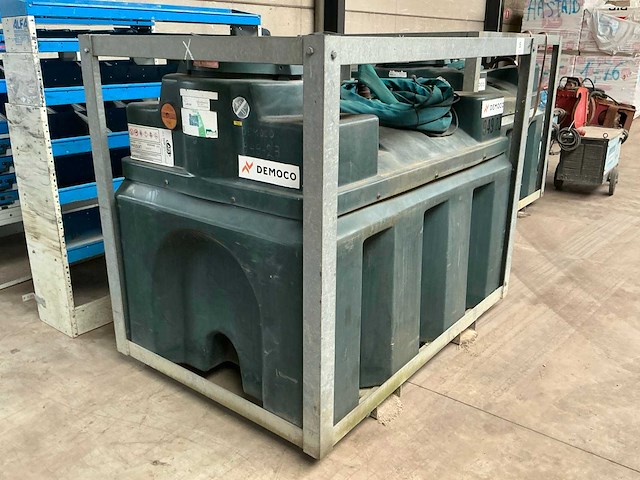 2004 ats kunststof dieselbrandstoftank 1350l - afbeelding 2 van  4