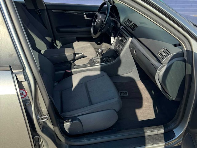 2004 audi a4 avant stationwagen - 1.9tdi - trekhaak - afbeelding 5 van  17