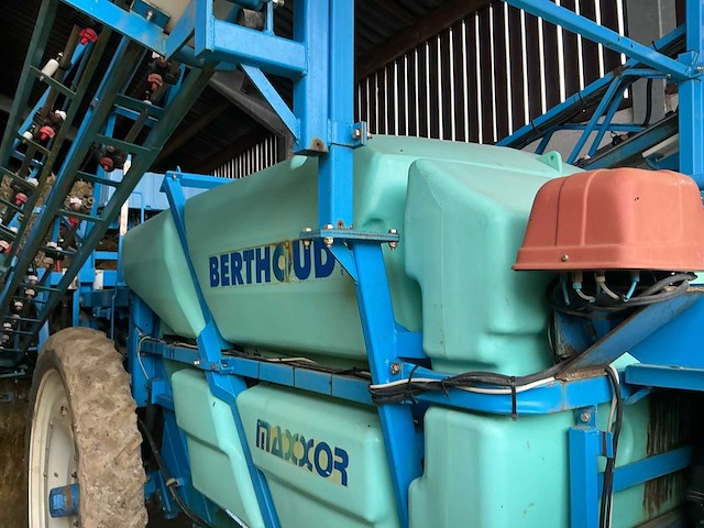 2004 berthoud maxe40ax53 veldspuit veldspuit - afbeelding 28 van  52