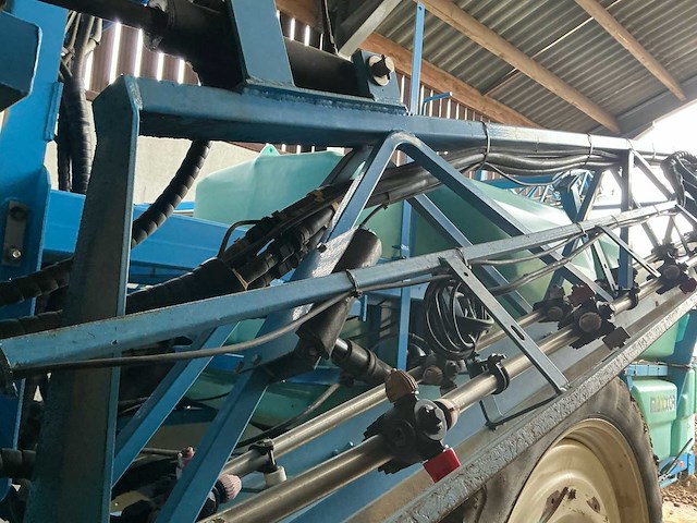 2004 berthoud maxe40ax53 veldspuit veldspuit - afbeelding 35 van  52