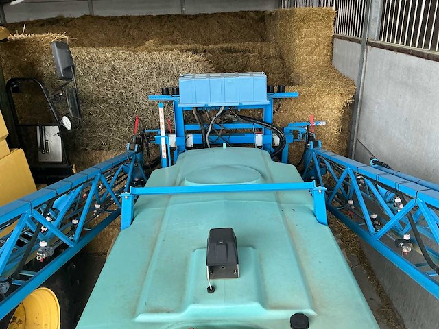 2004 berthoud maxe40ax53 veldspuit veldspuit - afbeelding 37 van  52