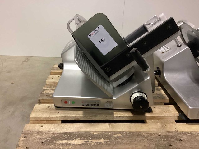 2004 bizerba se12 tafelsnijmachine - afbeelding 1 van  4