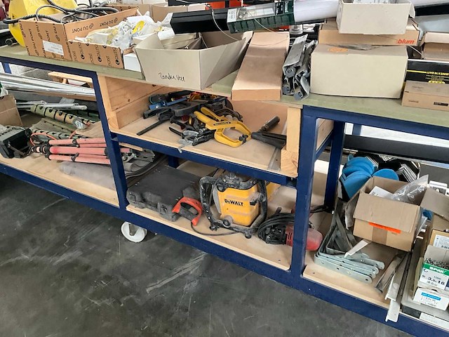2004 blum minipress mzk 1000 + mobiele werktafel - afbeelding 10 van  10