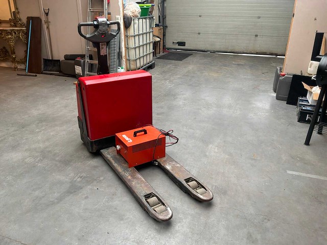 2004 bt lwe180 elektrische palletwagen - afbeelding 2 van  12