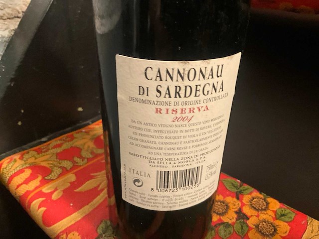 2004 cannonau di sardegna reserva rode wijn (5x) - afbeelding 4 van  5