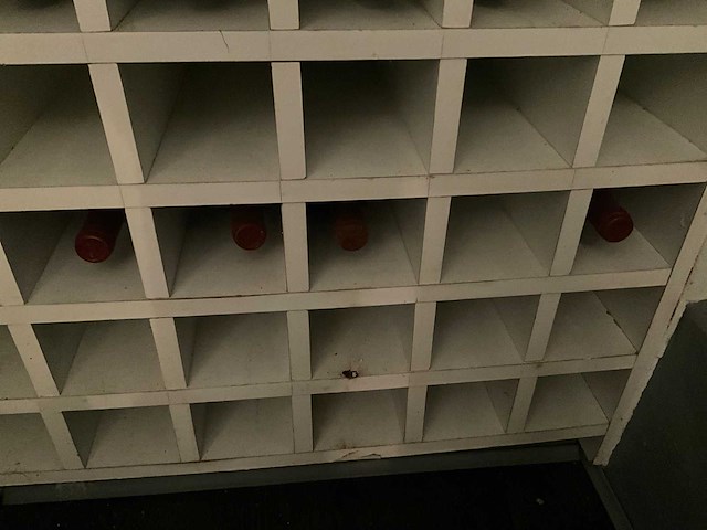 2004 cannonau di sardegna reserva rode wijn (5x) - afbeelding 5 van  5