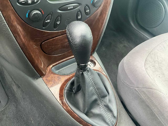 2004 citroën c5 - afbeelding 17 van  33