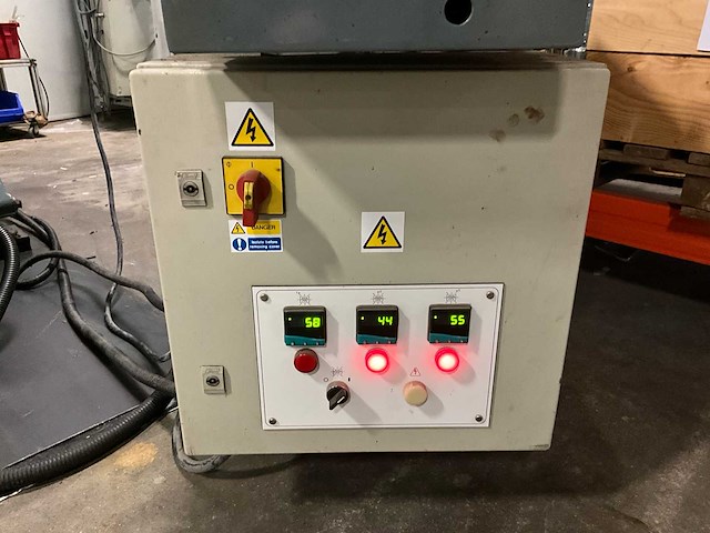 2004 crosland vk twg 278 mechanische pers voor plastic en karton - afbeelding 14 van  27