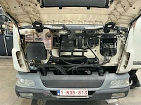 2004 daf lf45 vrachtwagen met transportrekken voor glas, ramen en deuren - afbeelding 16 van  32