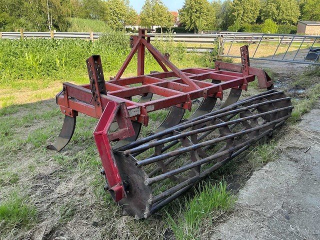 2004 evers cultivator met kooirol - afbeelding 1 van  12