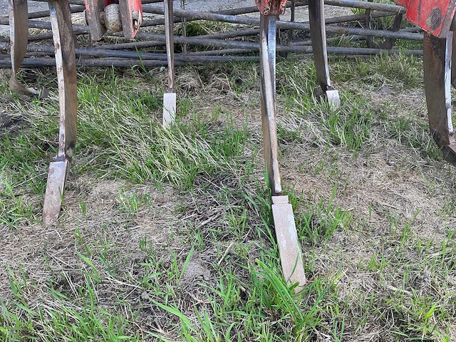 2004 evers cultivator met kooirol - afbeelding 11 van  12