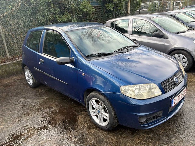 2004 fiat punto personenauto - afbeelding 15 van  21