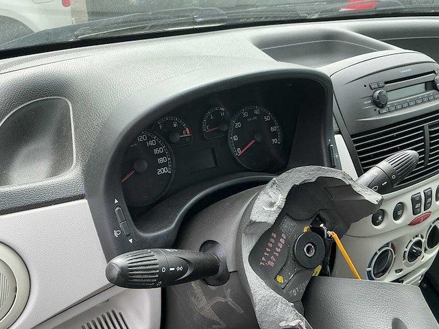 2004 fiat punto - afbeelding 13 van  19