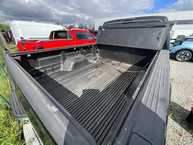 2004 ford f250 super duty - pick up - afbeelding 38 van  53