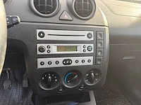 2004 ford fiesta 1.3 personenauto - afbeelding 5 van  34