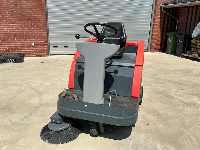 2004 hako jonas 980v straatveegmachine - afbeelding 19 van  20