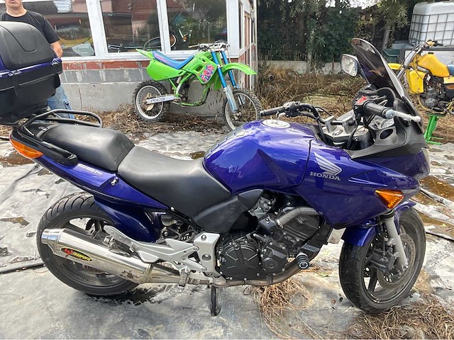 2004 honda cbf 600 motorfiets - afbeelding 8 van  12