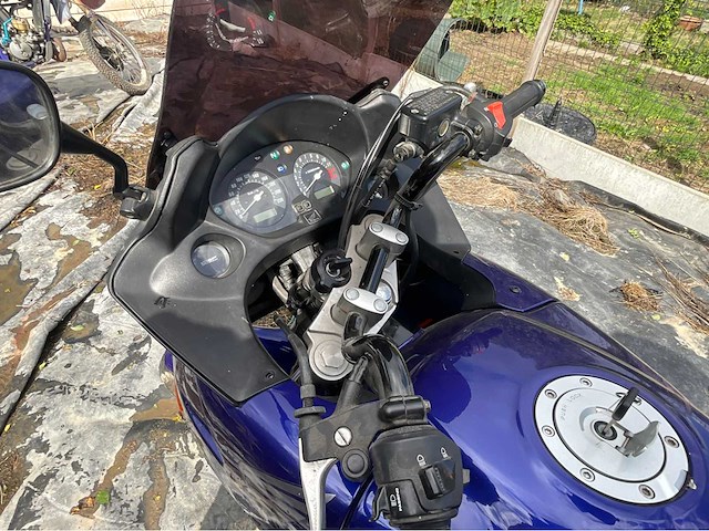 2004 honda cbf 600 motorfiets - afbeelding 11 van  12