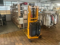 2004 hub-lift semi electric stapelaar (te herstellen!) - afbeelding 8 van  10