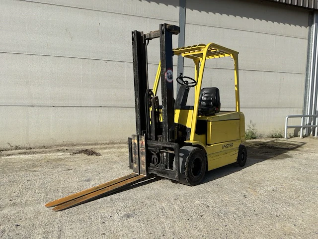 2004 hyster j3.00xm elektrische heftruck - afbeelding 1 van  30