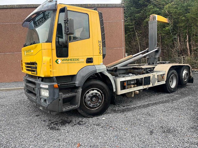 2004 iveco ad260s40y/ps iveco / hydraulisch boom containerschip - afbeelding 1 van  20