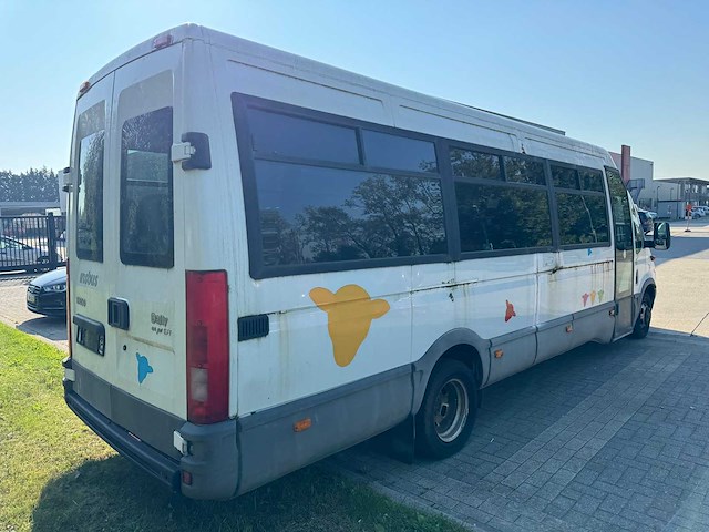 2004 iveco daily bus 22+1 zitplaatsen - afbeelding 13 van  14
