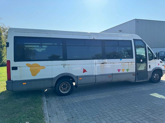 2004 iveco daily bus 22+1 zitplaatsen - afbeelding 14 van  14