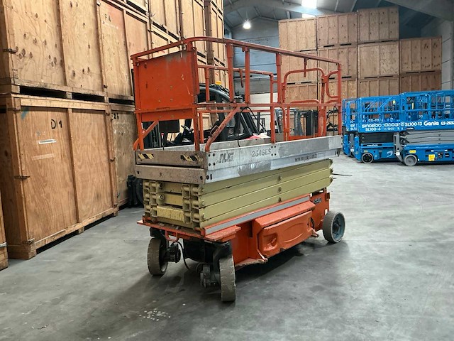 2004 jlg 2646es schaarlift - afbeelding 5 van  10