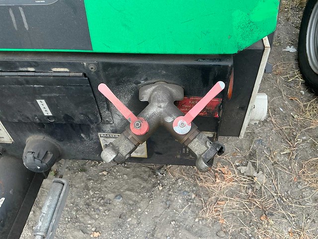 2004 kaeser m38 getrokken schroefcompressor met stroomgroep - afbeelding 2 van  15